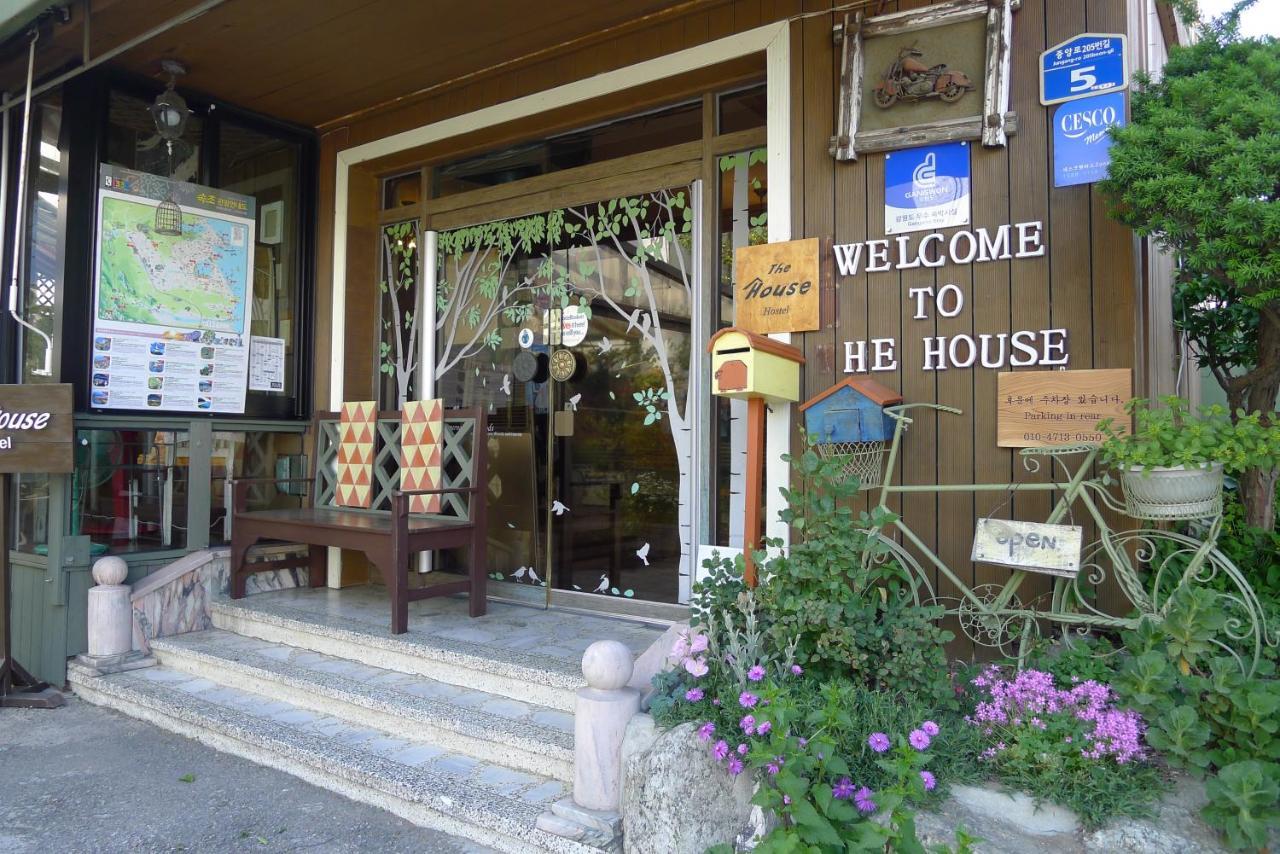 The House Hostel Sokcho Extérieur photo